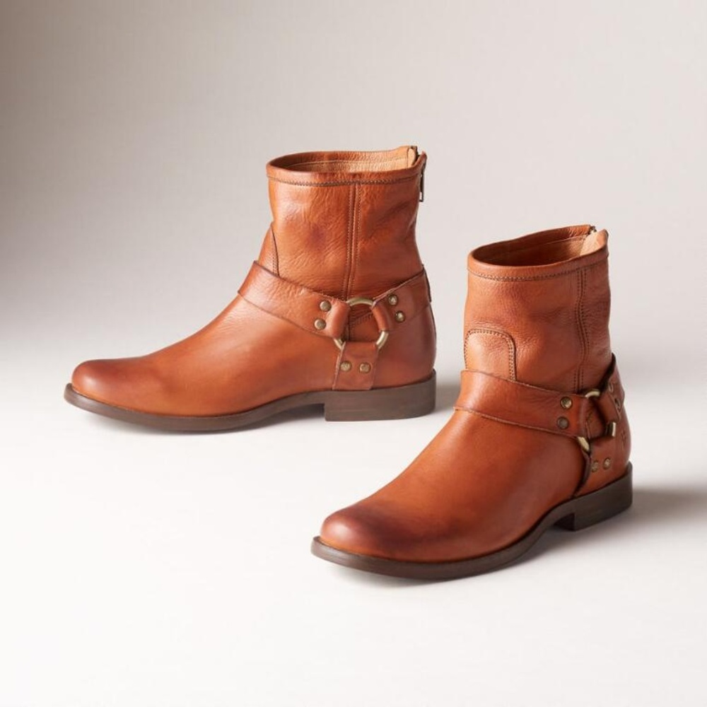 Frye Harness Short Boots Booties